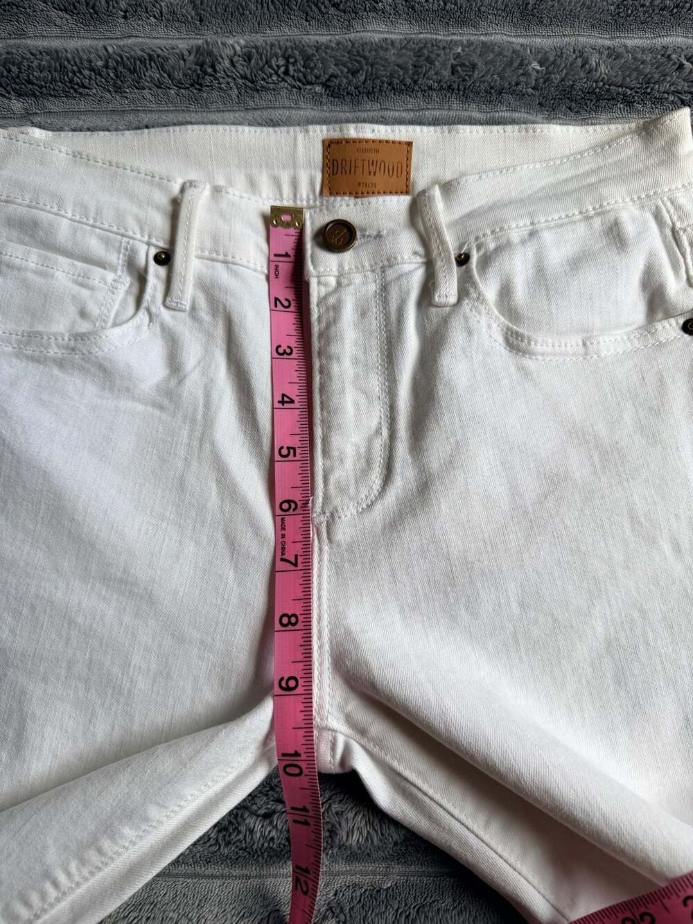 Driftwood Colette White Floral Embroidered Cuff Raw Hem Jeans Size 26 Western - Picture 6 of 9